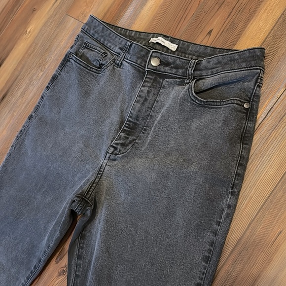 Elizabeth and James Black Distressed Washed High Rise Flare Jeans Size 14 - 32 - Picture 1 of 6